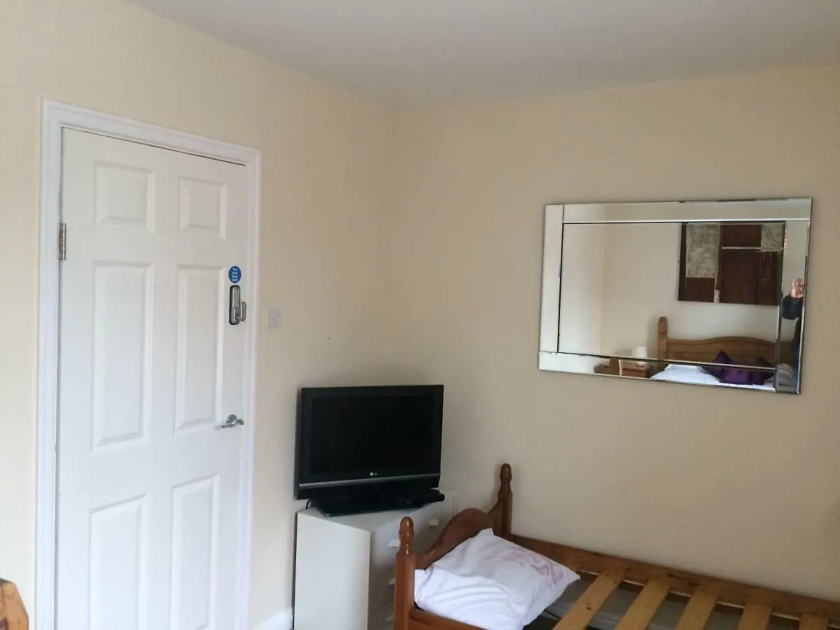 לינה וארוחת בוקר גיסבורו Priory Guest House בריטניה